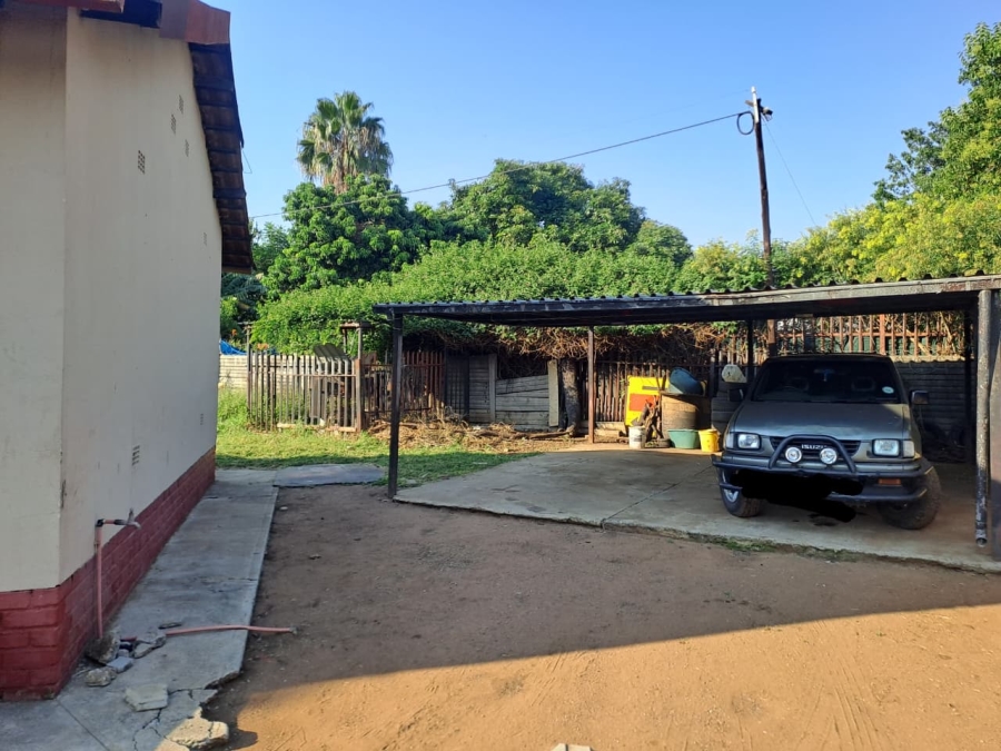 3 Bedroom Property for Sale in Oos Einde North West